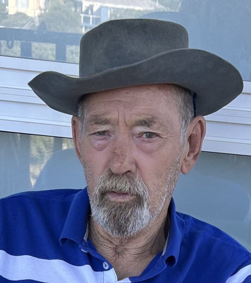 Profile photo of Peter Malcolm Robertson