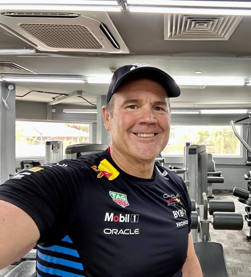 Profile photo of Colin Mark Dailey