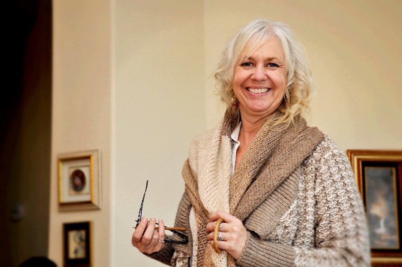 Profile photo of Julie Lynn Beach