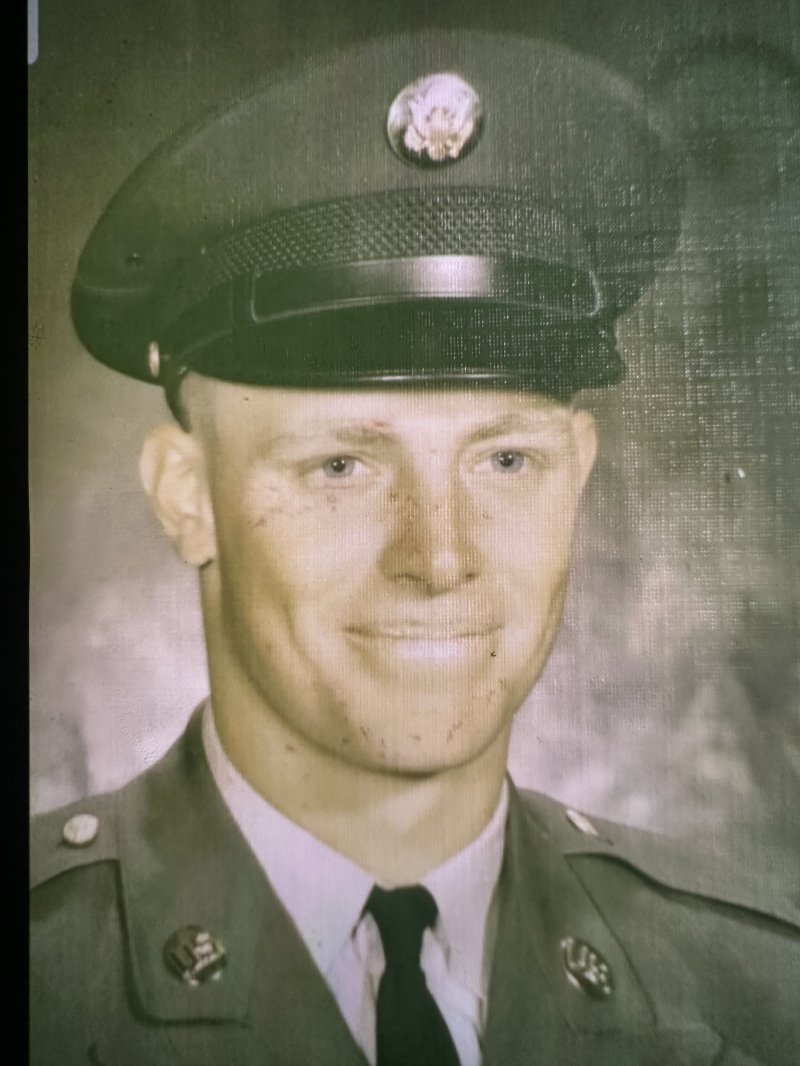 Profile photo of Gordon L Bradshaw