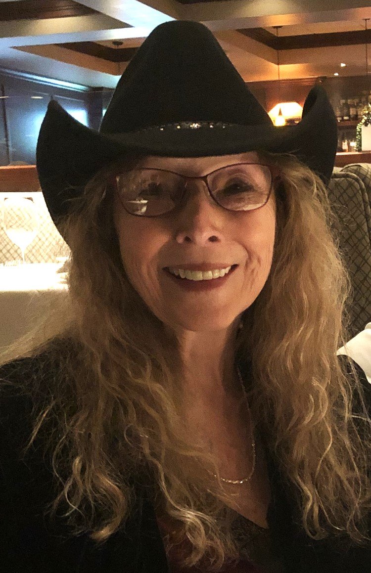 Profile photo of Eileen Maye Black