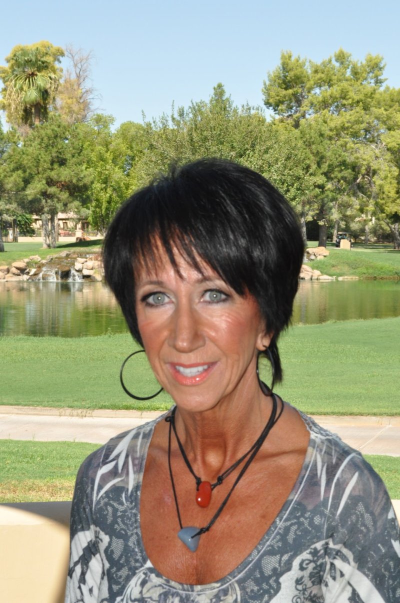 Profile photo of Carolyn Vining